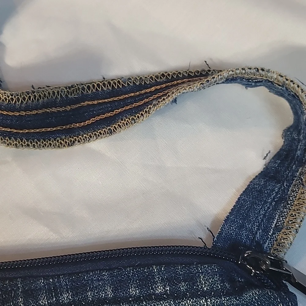 Denim cross body purse made from upcycled True Religion Jeans - Picture 2 of 5